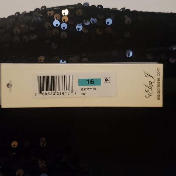 NWT Gorgeous Off Shoulder Black One-piece - Picture 7 of 9